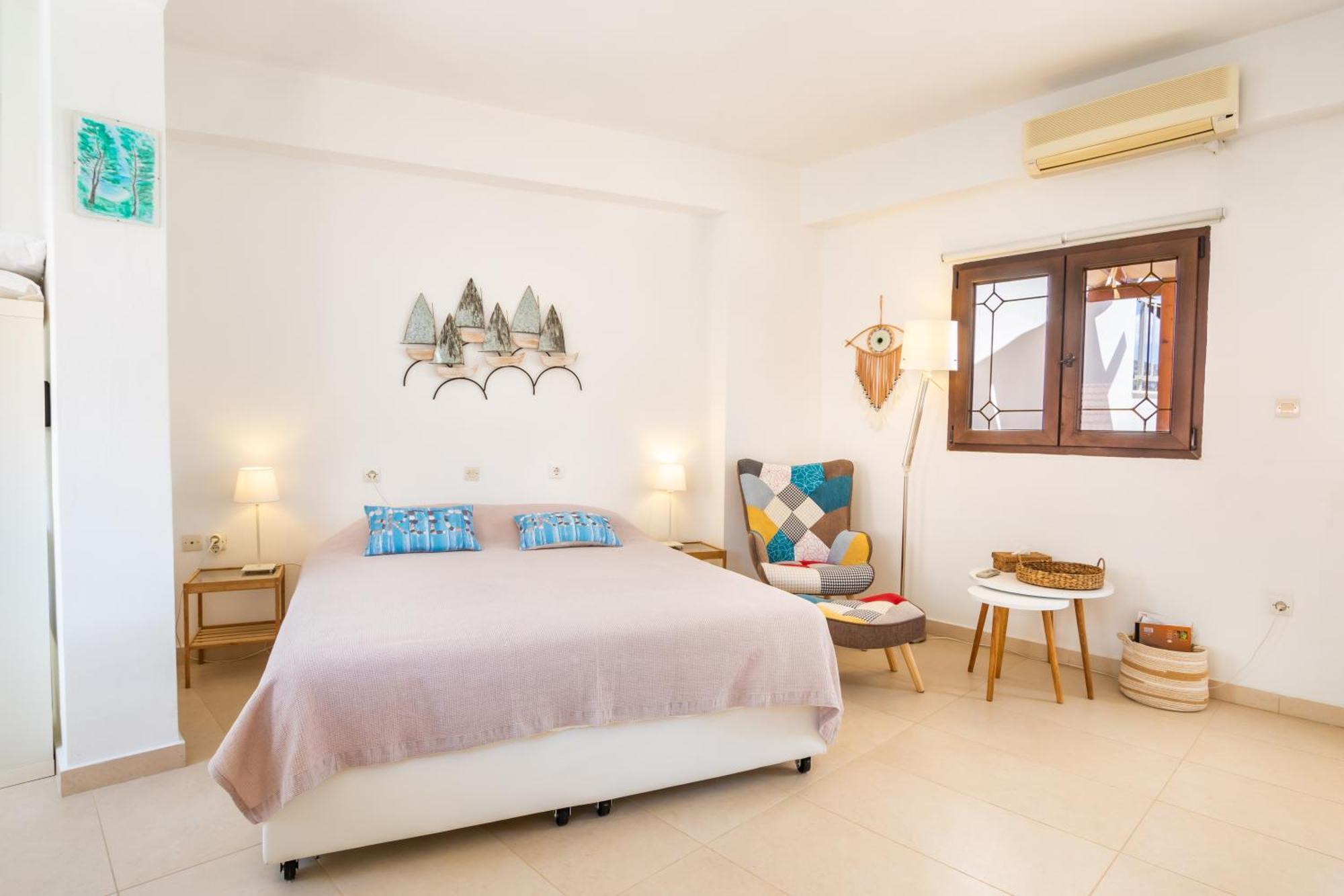 Mimis & Connie 2 Apartment การ์ปาตอส ภายนอก รูปภาพ